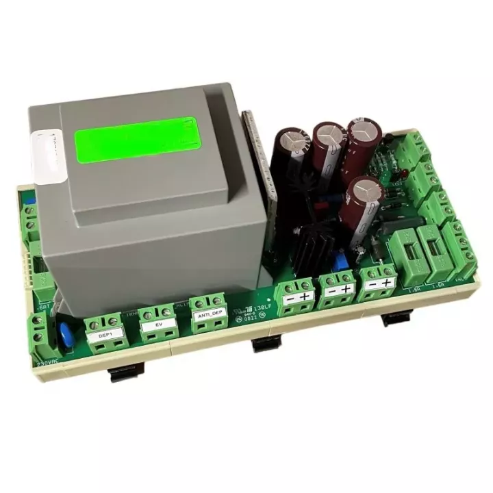 - Carte 1 EV avec chargeur intégré