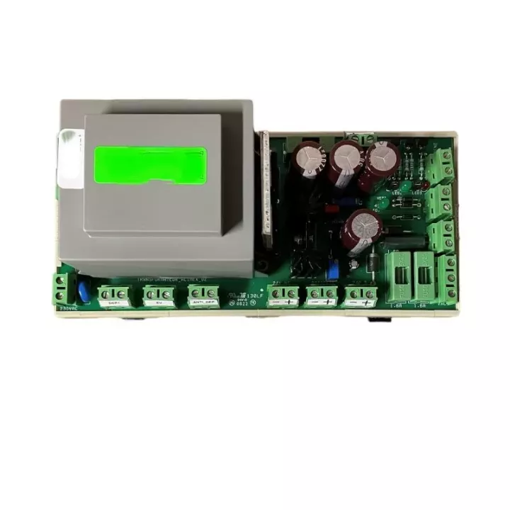 - Carte 1 EV avec chargeur intégré