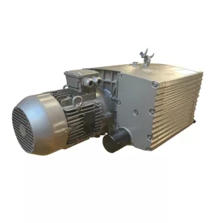 POMPE A VIDE PALETTES  LUBRIFIEES 101m3/h AVEC MOTEUR